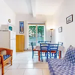 1 Bedroom Beautiful In *