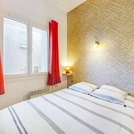 1 Bedroom Amazing In Apartment Royan