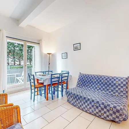 1 Bedroom Cozy In * Royan