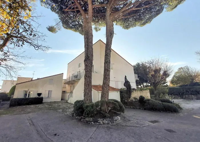 1 Bedroom Amazing In Apartment