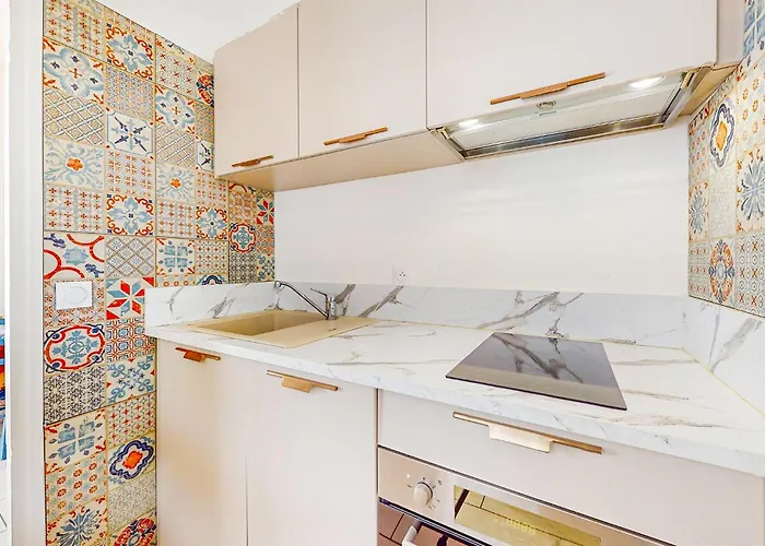 1 Bedroom Amazing In Royan